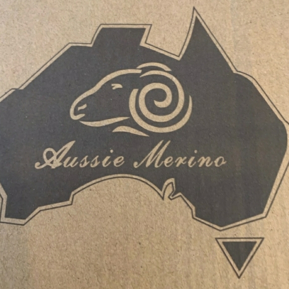 NWT Leather Suede Aussie Marino Shearling Tall Black Boot Mukluk sz 5 - Picture 3 of 6